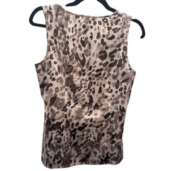 Ann Taylor Brown and Cream Animal Print Sleeveless Scoop Neck Blouse - Like New - Picture 2 of 4